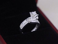 Bí quyết lựa chọn nhẫn bạc nữ làm quà tặng