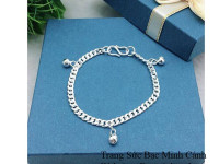 Lưu ý ba mẹ cần biết khi chọn mua lắc bạc cho bé