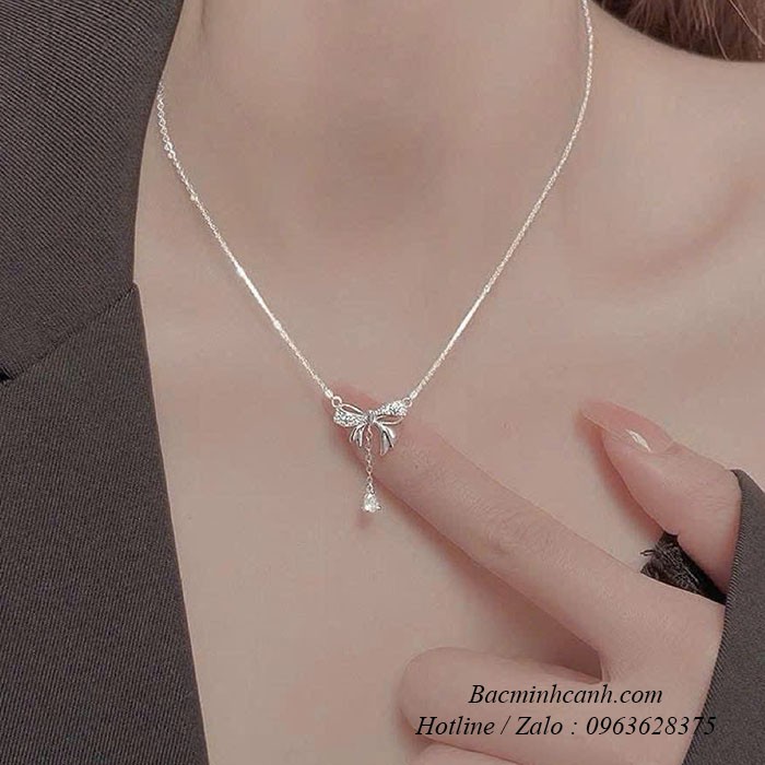 Dây chuyền bạc nữ thắt nơ DCNU256 day-chuyen-bac-nu-that-no-da-giua-dcnu256-1