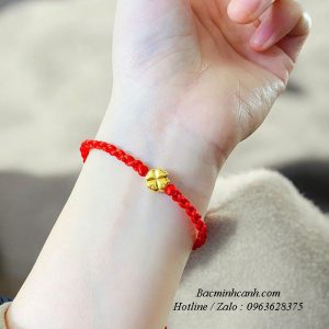 vong-tay-chi-do-charm-co-4-la-vang-10k-1102-300x300  