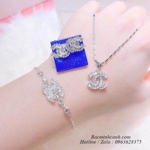 bo-trang-suc-bac-chanel-cao-cao-bts079-2103-300x300  