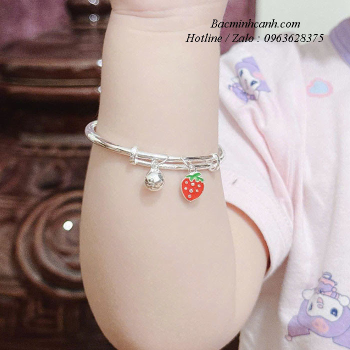 Vòng bạc dâu tây sơn màu cho bé gái TE296 vong-bac-dau-tay-son-mau-cho-be-gai-te296-3
