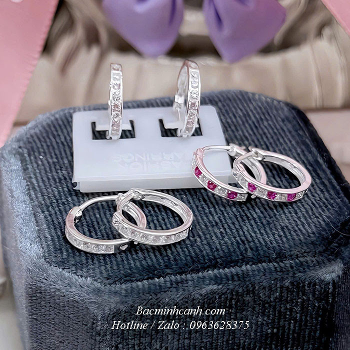 Khuyên tai bạc tròn nạm đá BT359