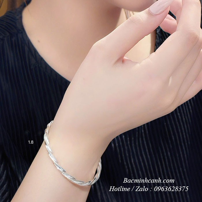 Vòng tay bạc nữ dạng sóng bling LTNU116 vong-tay-bac-nu-song-tron-ltnu116-210-4