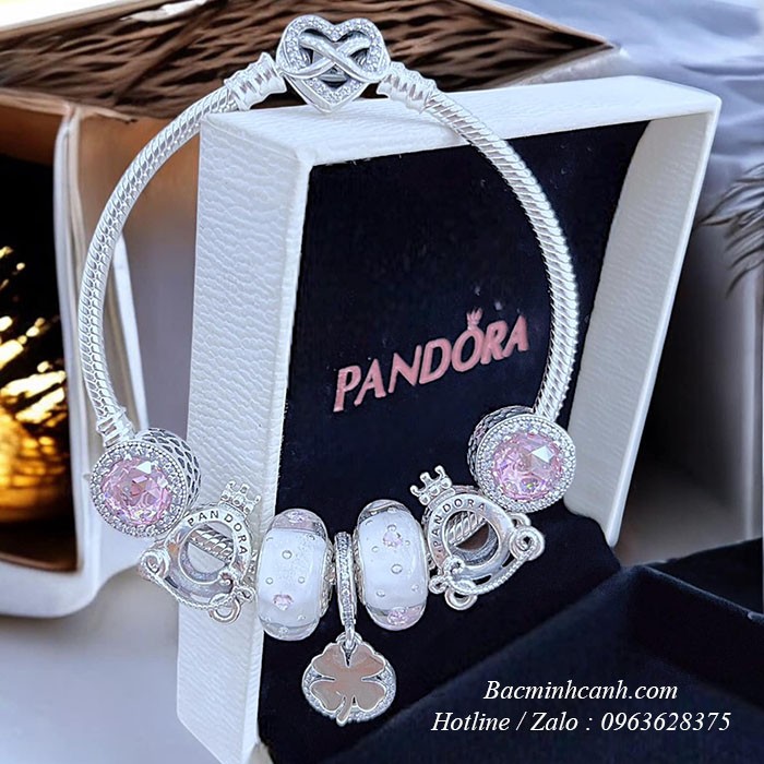 Vòng tay Pandora mix charm cỏ 4 lá hồng PA033