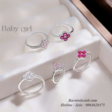 Nhẫn bạc trẻ em hình bông hoa NTE005 nhan-bac-cho-be-gai-hinh-co-4-la-nte009-1-380x380