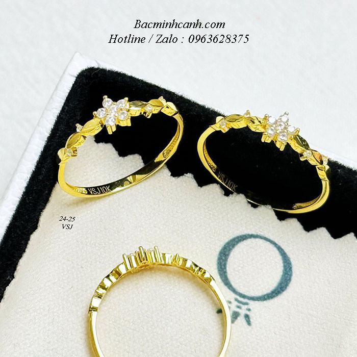 Nhẫn nữ vàng 10k hoa nhí NNU240