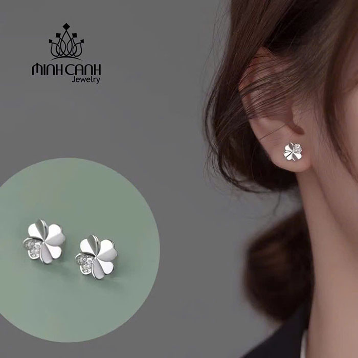 Bông tai cỏ 4 lá đẹp đính đá BT447 bong-tai-bac-co-4-la-dep-dinh-da-bt447-2