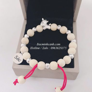 Vòng dâu tằm charm con Rắn khắc tên cho bé VDT030 vong-dau-tam-con-ngua-khac-ten-cho-be-vdt032-1-380x380