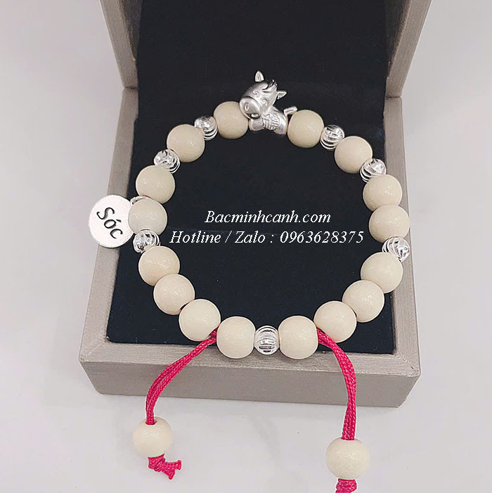 Vòng dâu tằm con Ngựa khắc tên cho bé VDT032 vong-dau-tam-con-ngua-khac-ten-cho-be-vdt032-2