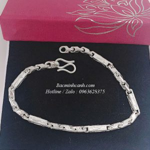 lac-tay-bac-nam-hop-nike-ltn080-300x300  