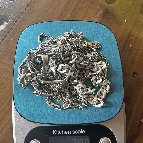 thu-mua-day-chuyen-bac-nam-cu-gia-tot  