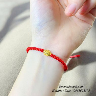 Miếng Dán Trâu Vàng Dùng Cho Điện Thoại Và Ví Tiền vong-tay-chi-do-charm-hoa-sen-vang-10k-ltnu439-380x380