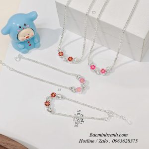 bo-trang-suc-bac-hinh-hoa-cho-be-gai-te482-300x300  